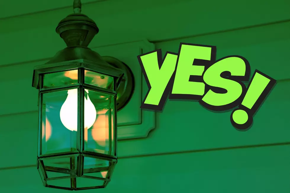 Why Everyone Should Have a Green Porch Light in Washington